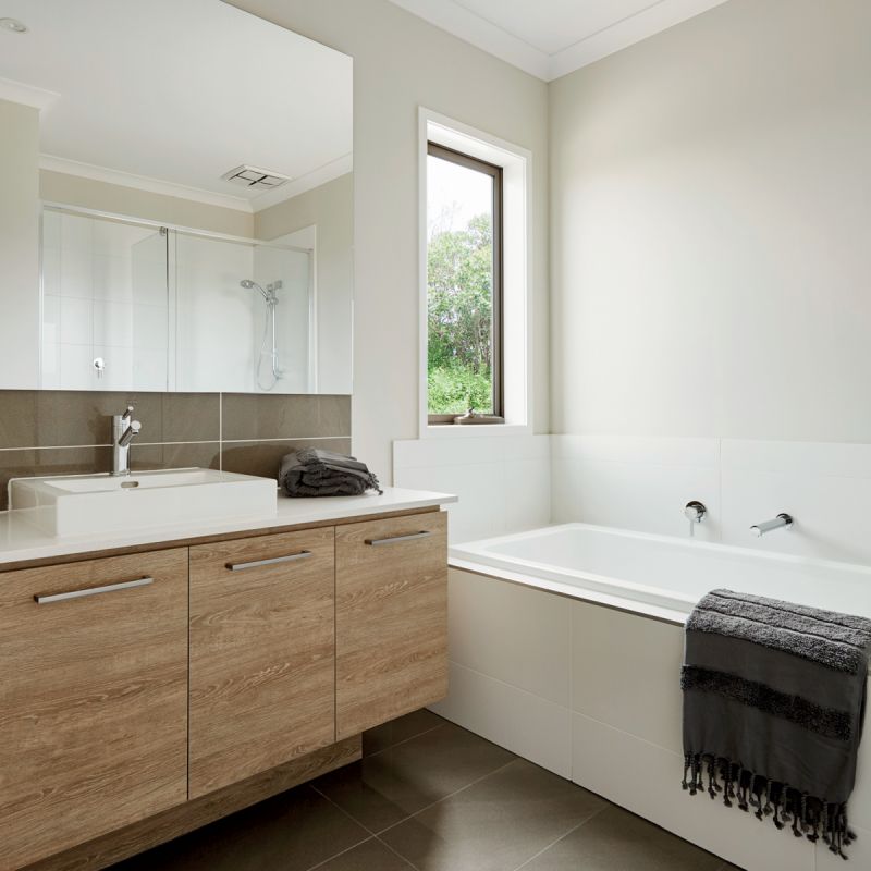 henl inclusions web-images-rb-traditional 1534x1534px bath